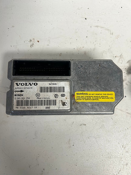Volvon airbag ohjainyksikkö