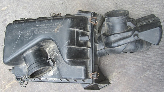 Volvo 740-940 ilmansuodatin kotelo B230F-koneeseen