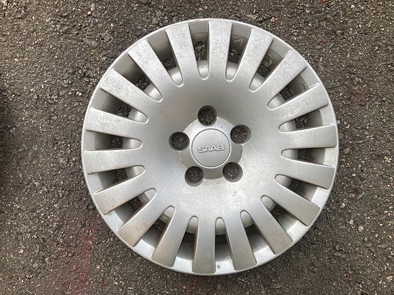 Saab Alkuperäinen Pölykapseli 15” 1 Kpl