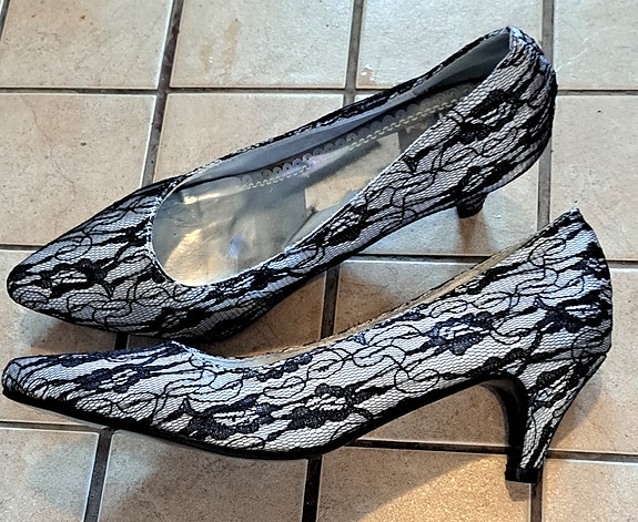 Avokkaat, korkokengät, juhlakengät, juhla-avokkaat, uudet, 40