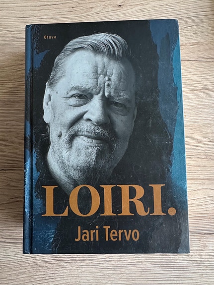 Loiri kirja / Jari Tervo