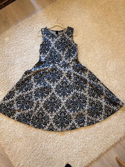 Lady Vintage kellomekko k. 44