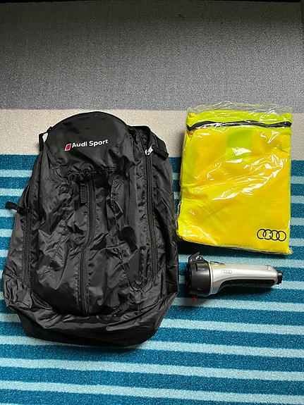 Audi selviytymispakkaus