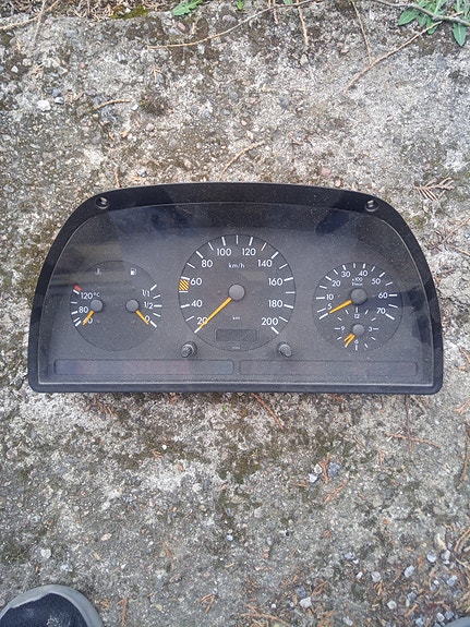 W638 Viton mittaristo
