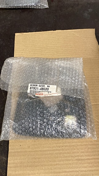 Toyota Lexus sivupeilin peiliosa oikea 87931-48020