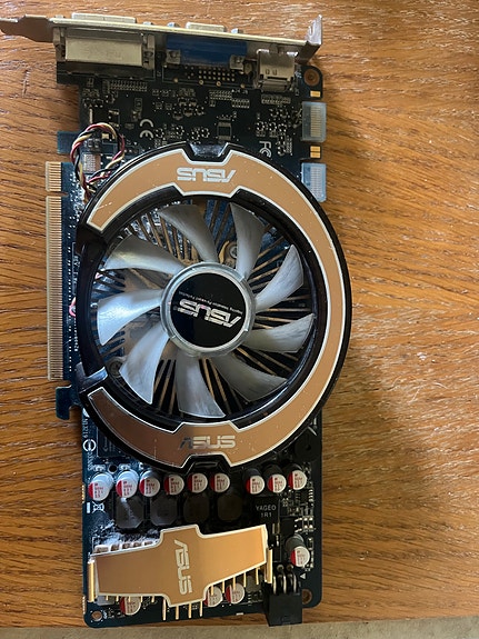 Asus GeForce GTS 250