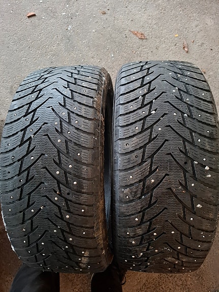 235/50 r19 nastarenkaat