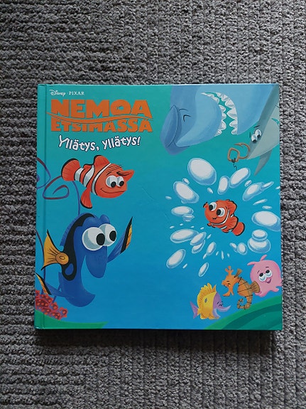 Nemoa etsimässä- kurkistuskirja