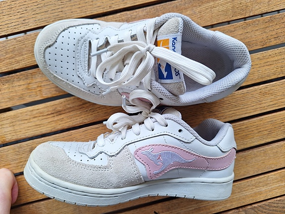Kangaroos tennarit koko 34