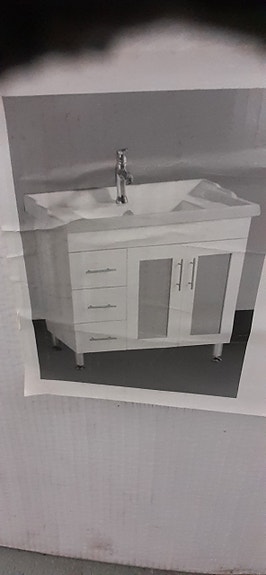 Kylpyhuoneen  kaappi