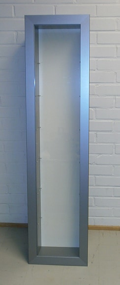 Ikea Bertby -vitriini