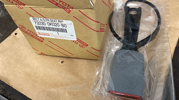 Toyota turvavyön lukko 73230-0K020-B0