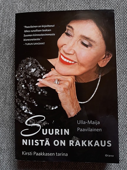 Ulla-Maija Paavilainen: Suurin niistä on rakkaus -kirja