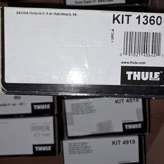 Thule 1360 jalkasarja Octavia