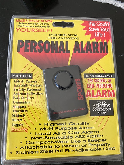 Body alarm, mukanakulkeva hälytin