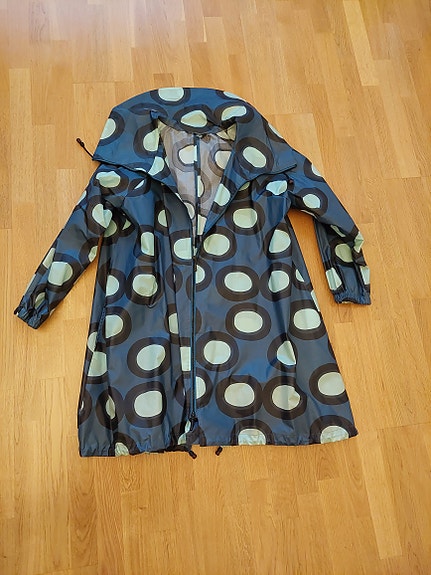 Marimekko Samu-Jussi Koski sadetakki
