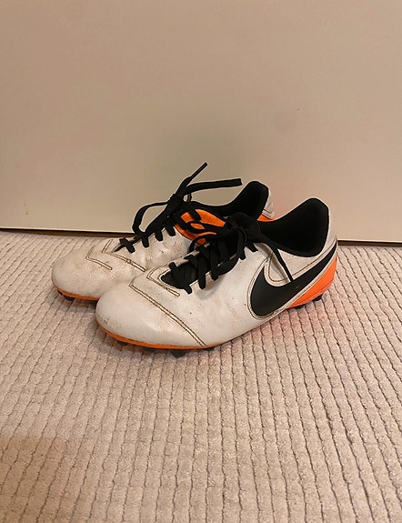 Nike Tiempo nappikset koko 36,5