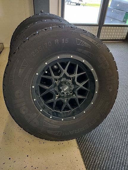 Product image 2 of 8