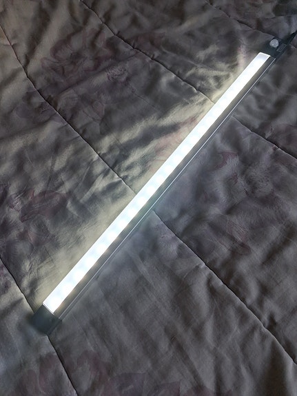 LED-valorima 54cm muuntajalla 12V.