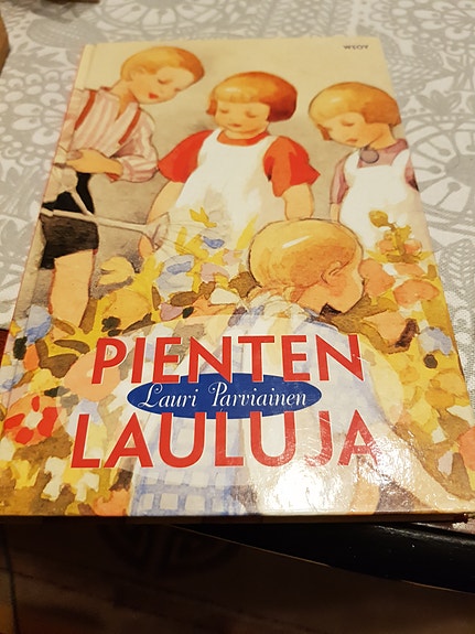 Pienten lauluja. Lauri Parviainen