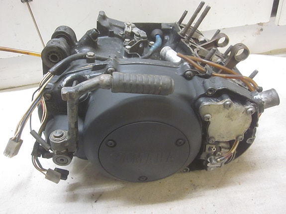 yamaha rd350lc ypvs moottori