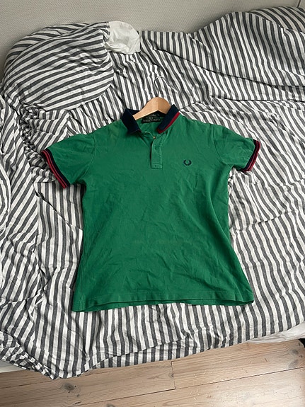 Fred Perry pikeepaita