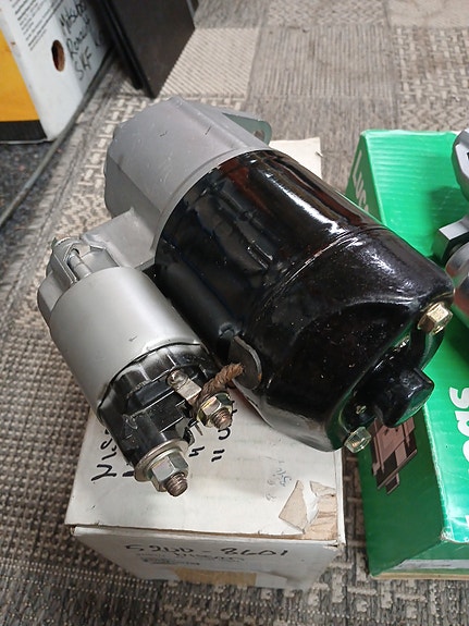 Nissan starttimoottori