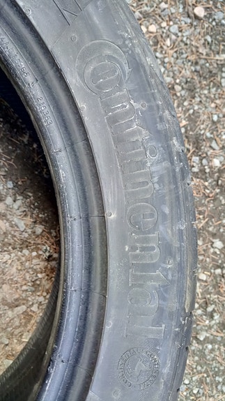 225/45R17 Continental  kesärenkaat