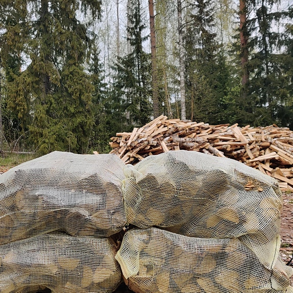 Polttopuita / koivuklapeja