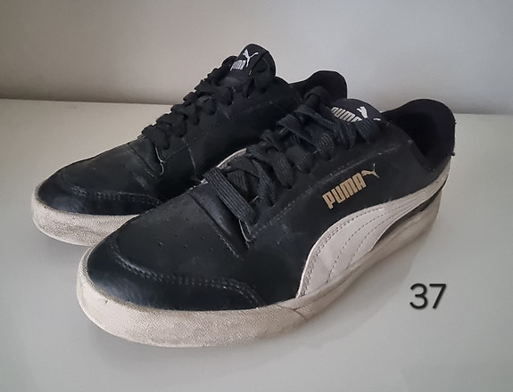 Puma tennarit