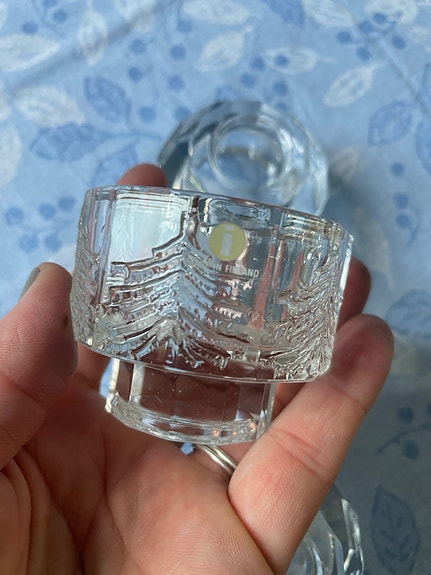 Kolme upeaa Iittala Kuusi tuikkukippoa, design Jorma Vennola