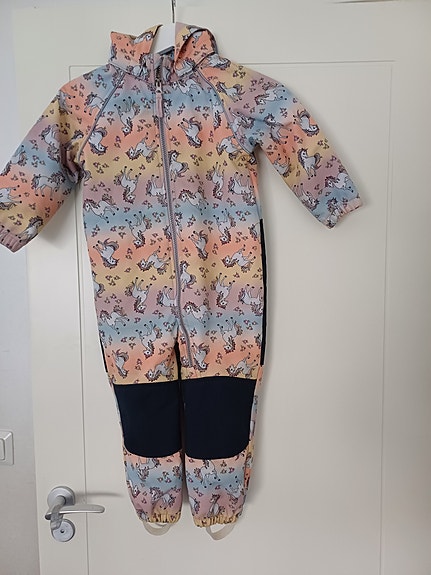 Tyttöjen softshell haalari koko 98