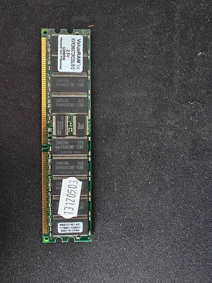512 DDR Muisti