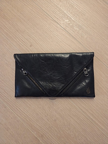 Volcom iso lompakko