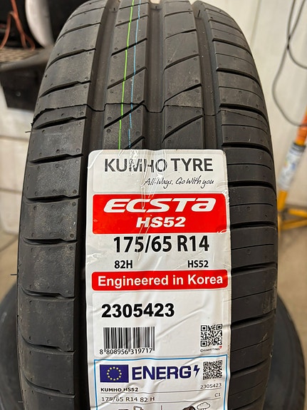 175/65R14 Kumho Ecsta HS52