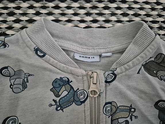 Product image 4 of 6