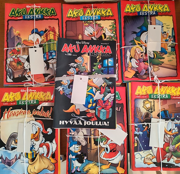 Aku Ankka Extra vuosikerrat 16 numeroa