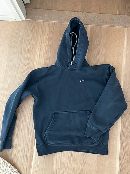 Nike-huppari, S-koko