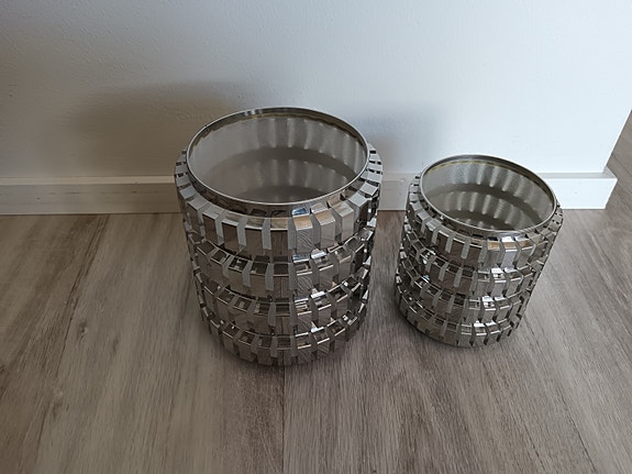 Hopeiset kynttiläsomisteet