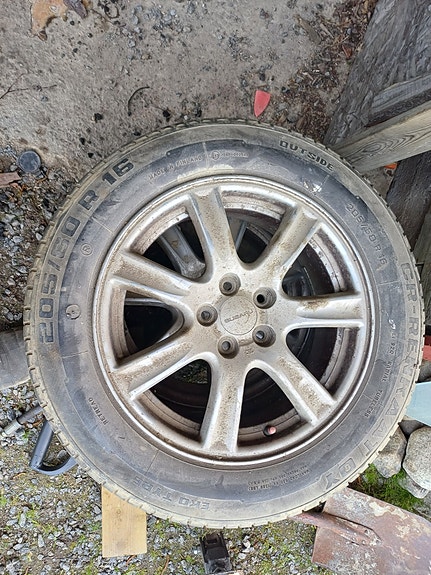 Alumiini vanteet 18 . 17 ja 16 tuumaiset