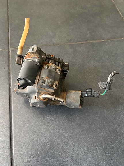 Volvo V50/S40 2.0d korkeapainepumppu