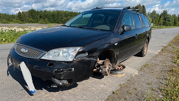 Ford Mondeo 2.0 16V TDDi/TDCi farm. -04