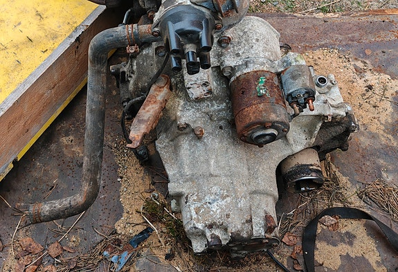 Nissan sunny n13 GA16 vaihdelaatikko