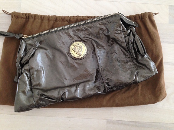 Gucci Hysteria clutch ja lompakko