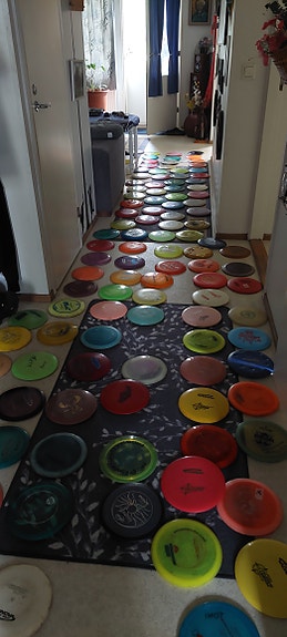 FRISBEE Golf kiekkoja
