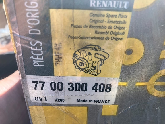 Renault Master/Opel Movano 2.5/2.8D Laturi 110A Alkuperäinen 97-