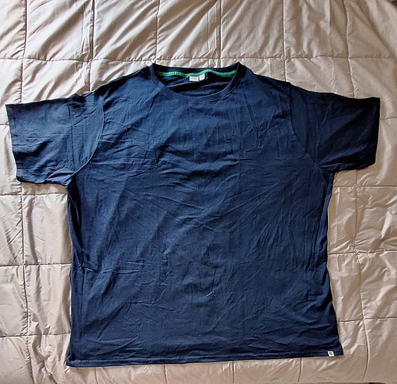 Miesten sininen T-paita, koko 7 XL