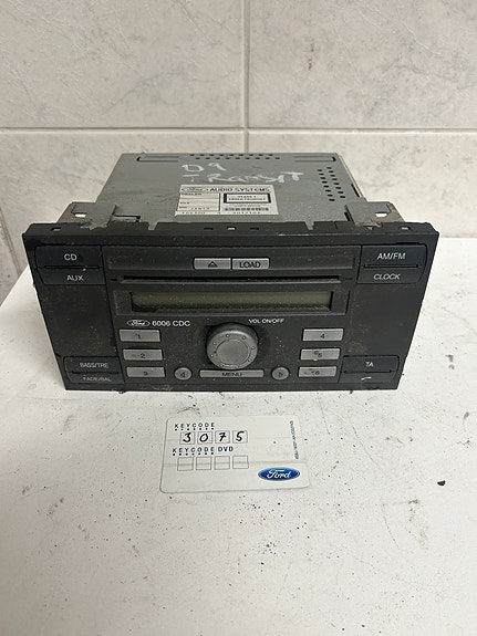 Ford transit 09 radio