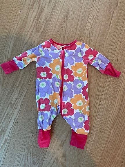 Marimekko haalari / yöpuku vauvalle koossa 62 cm