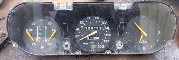 Saab mittaristo